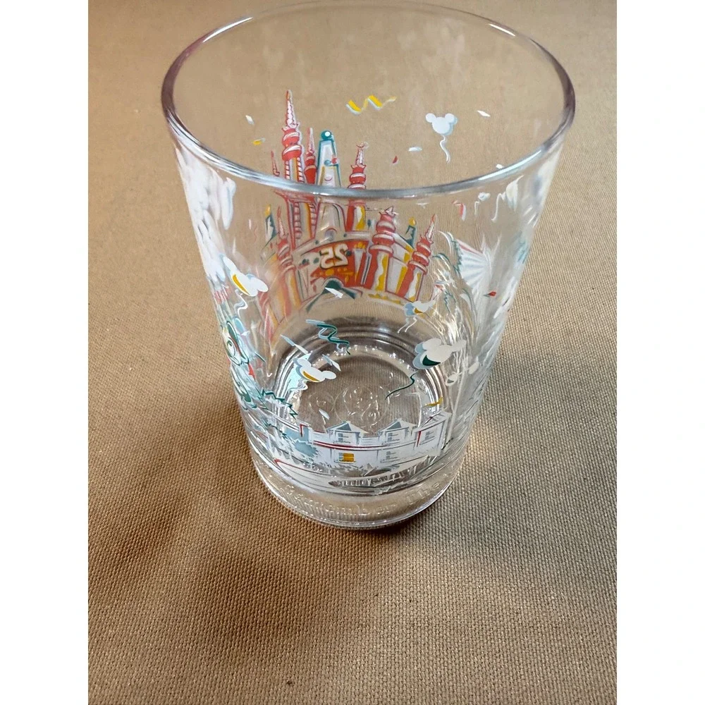 Vintage McDonalds Disney World Remember the Magic 25th Glass Etched‎ Donald Duck